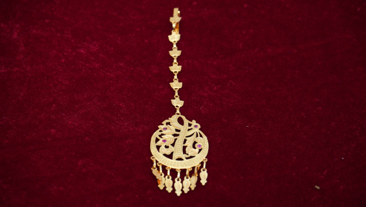 sindoori gold tone silver mangtikka