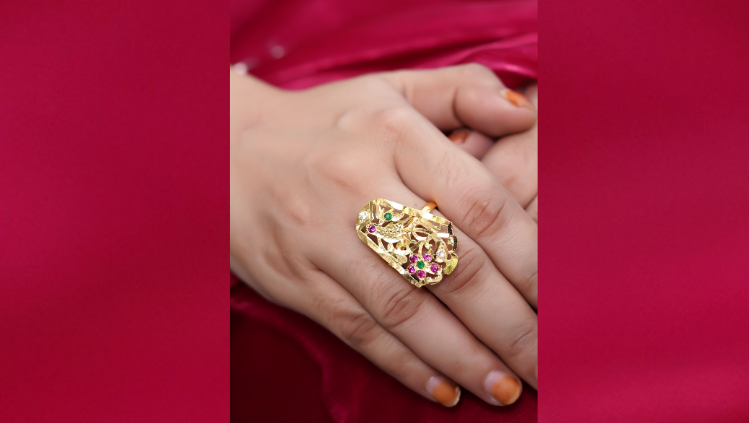 mor gold tone silver ring